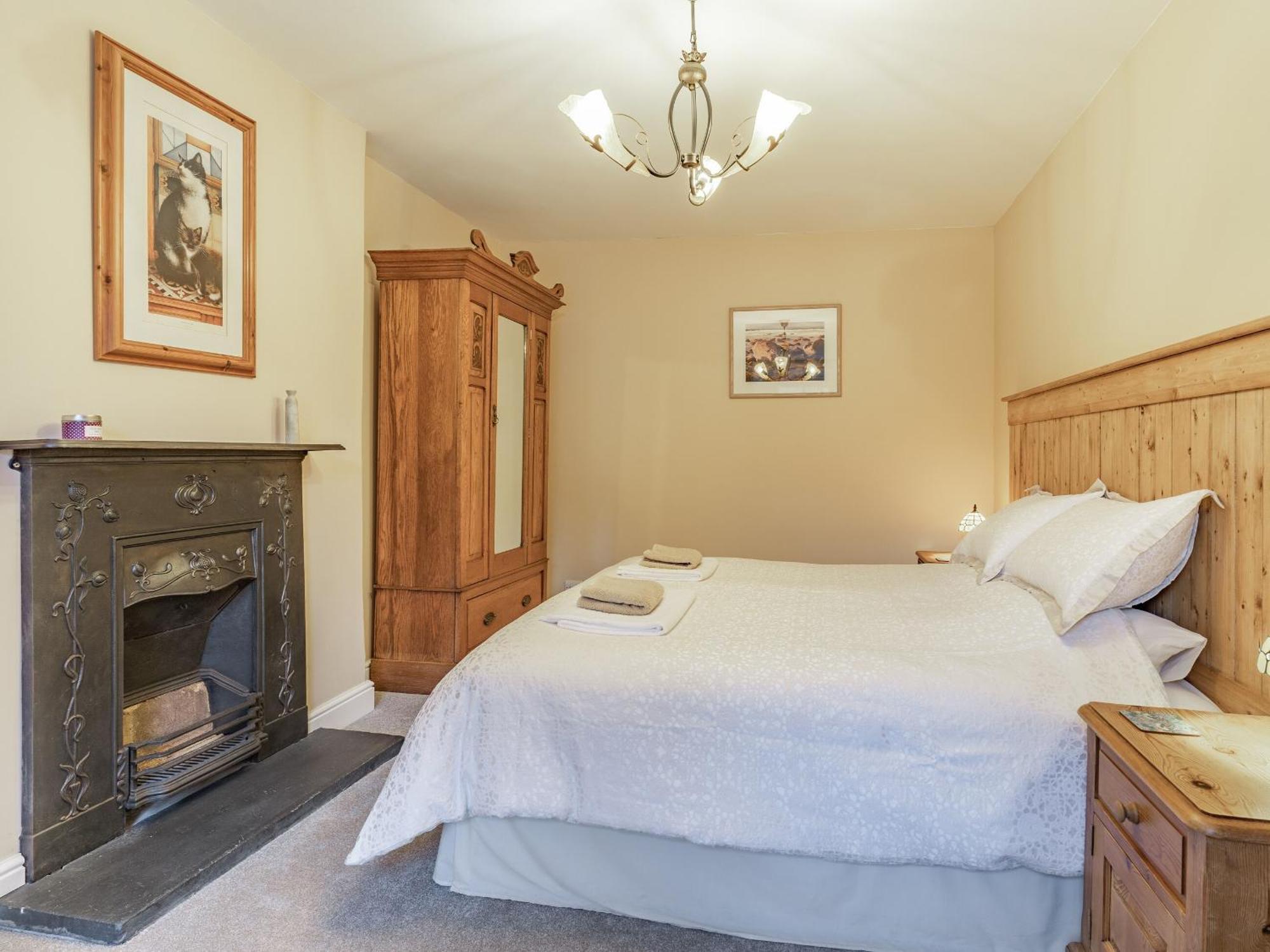 Llanllawdog Pwll Farmhouse מראה חיצוני תמונה