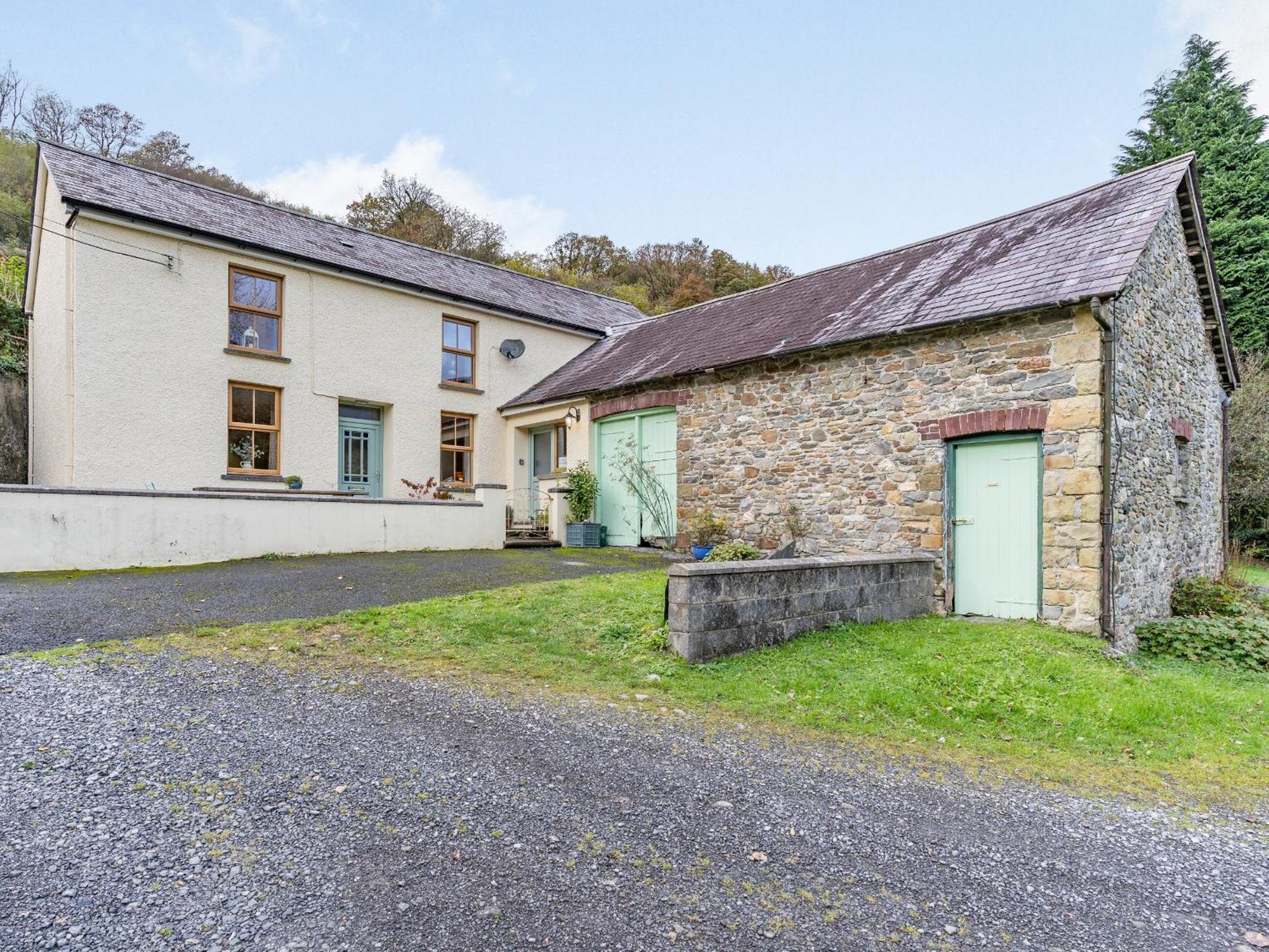 Llanllawdog Pwll Farmhouse מראה חיצוני תמונה